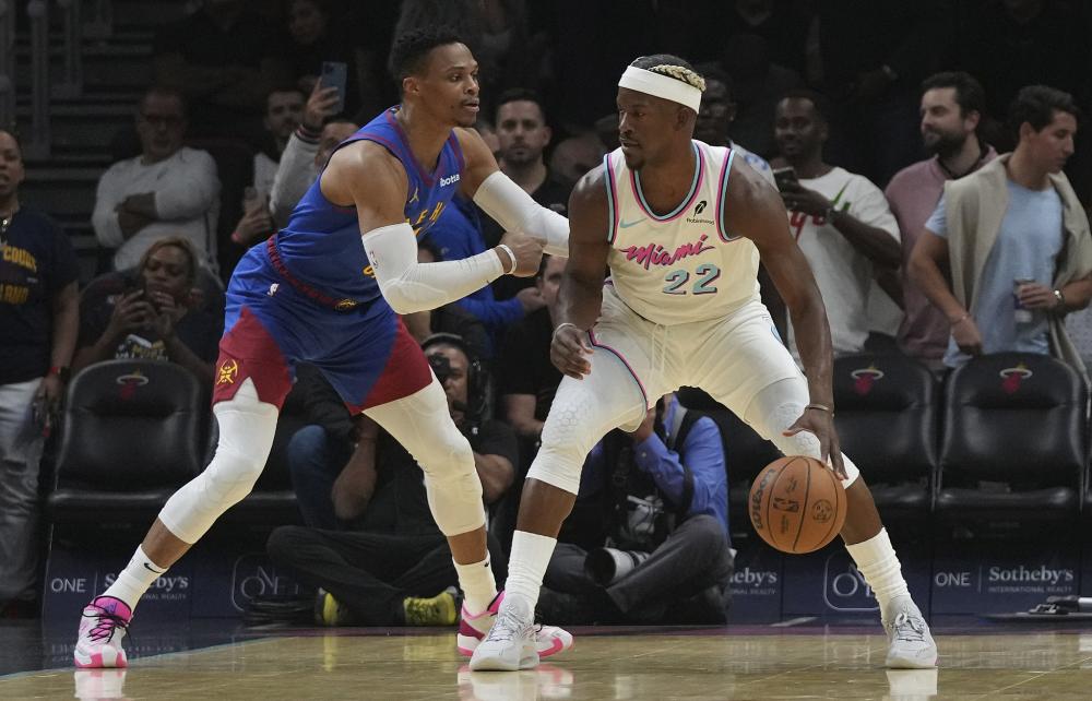 纵观历史 纵观历史