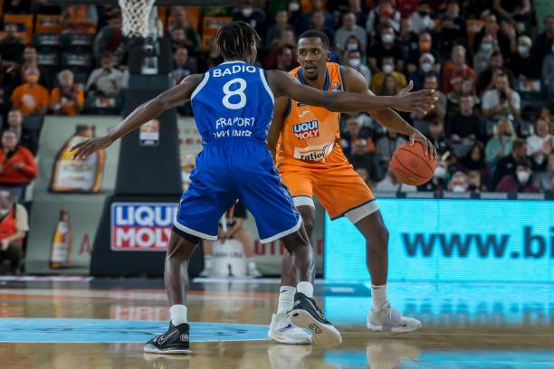 他用标志性 他用标志性