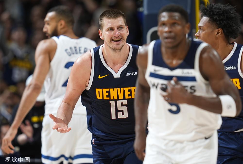 他面对第二 他面对第二